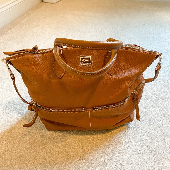 DOONEY & BOURKE Brown Italian Leather Satchel Tote Bag with Gold Hardware - Picture 2 of 16